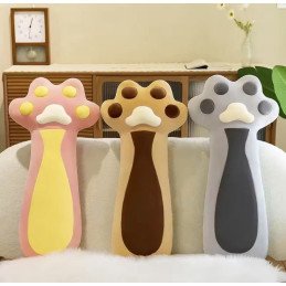 PODUSZKA MASKOTKA ŁAPKI 70CM