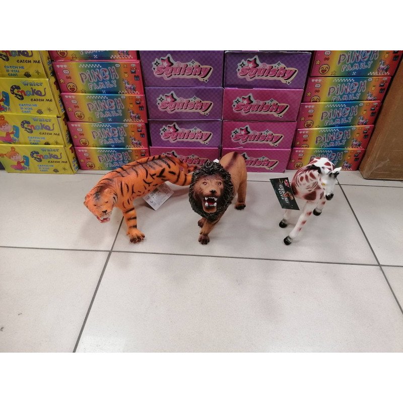 FIGURKI GUMOWE TYGRYS, LEW, ŻYRAFA FIGURKI GUMOWE TYGRYS, LEW, ŻYRAFA