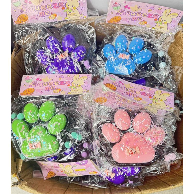 SQUISHY GNIOTEK ŁAPKI DUŻE SQUISHY GNIOTEK ŁAPKI DUŻE