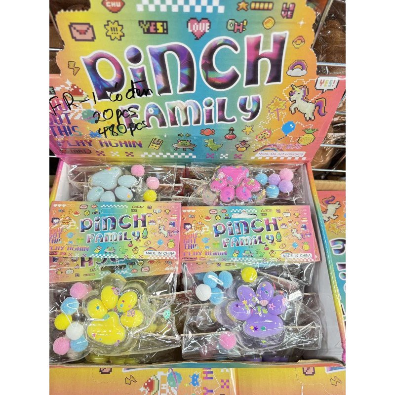 SQUISHY GNIOTEK ŁAPKI SQUISHY GNIOTEK ŁAPKI