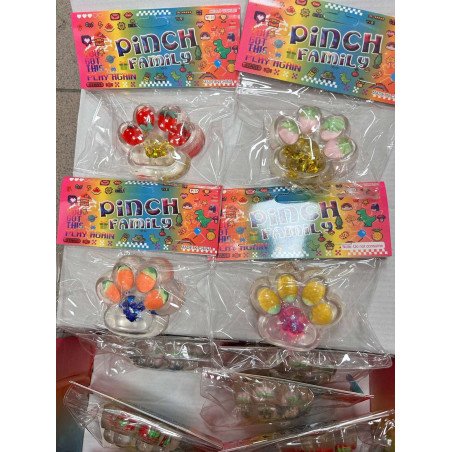SQUISHY GNIOTEK DUŻE ŁAPKI