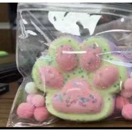 SQUISHY GNIOTEK KOCIA ŁAPKA DUŻA
