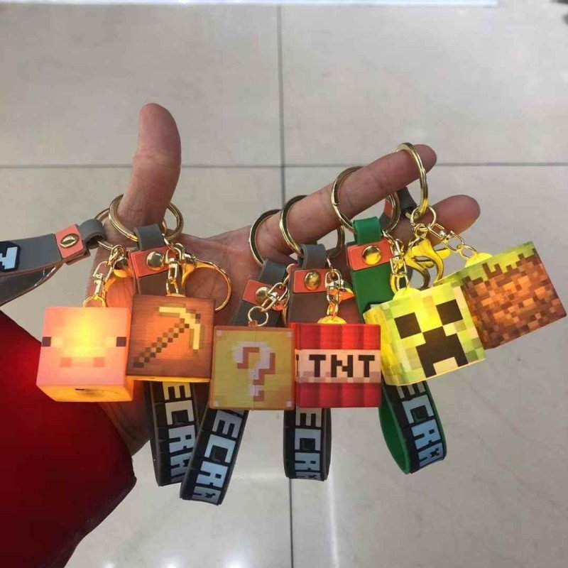 BRELOK ŚWIECĄCE MINECRAFT BRELOK ŚWIECĄCE MINECRAFT