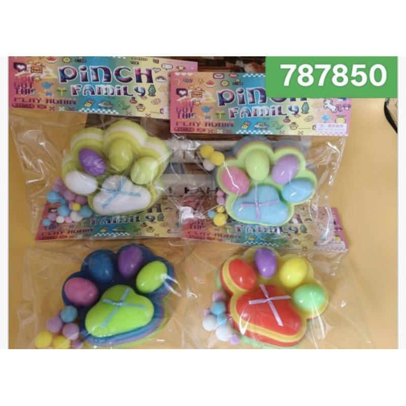 SQUISHY GNIOTEK KOCIA ŁAPKA DUŻA SQUISHY GNIOTEK KOCIA ŁAPKA DUŻA