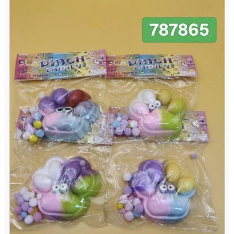 SQUISHY GNIOTEK KOCIA ŁAPKA DUŻA SQUISHY GNIOTEK KOCIA ŁAPKA DUŻA