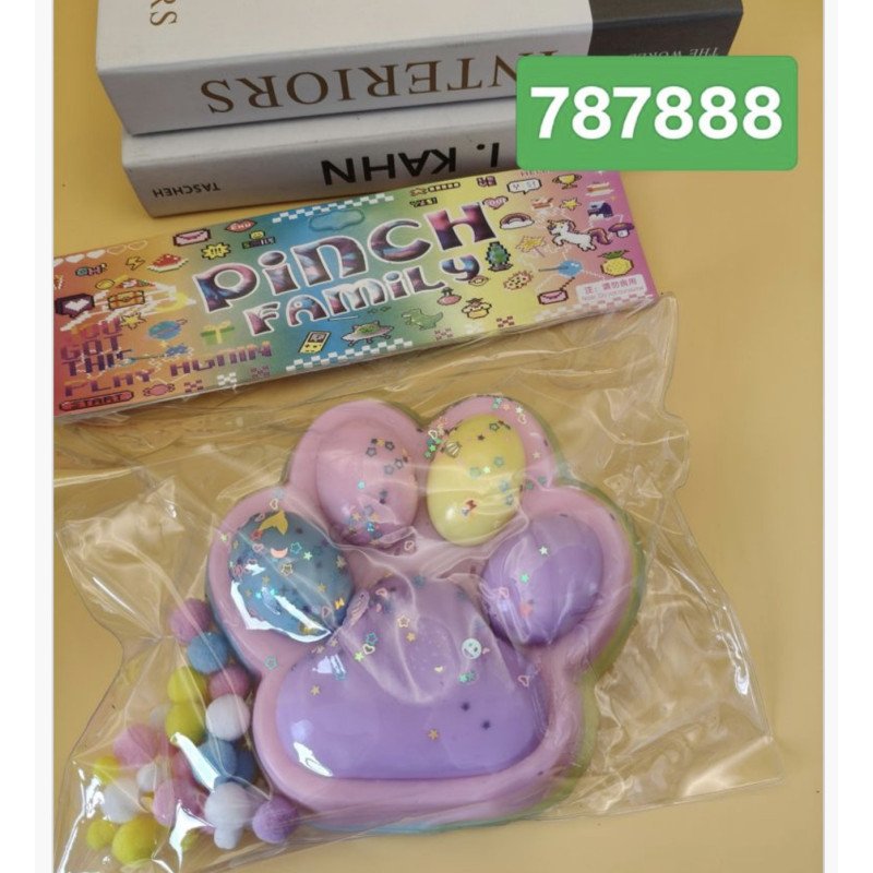 SQUISHY GNIOTEK KOCIA ŁAPKA DUŻA 600G SQUISHY GNIOTEK KOCIA ŁAPKA DUŻA 600G