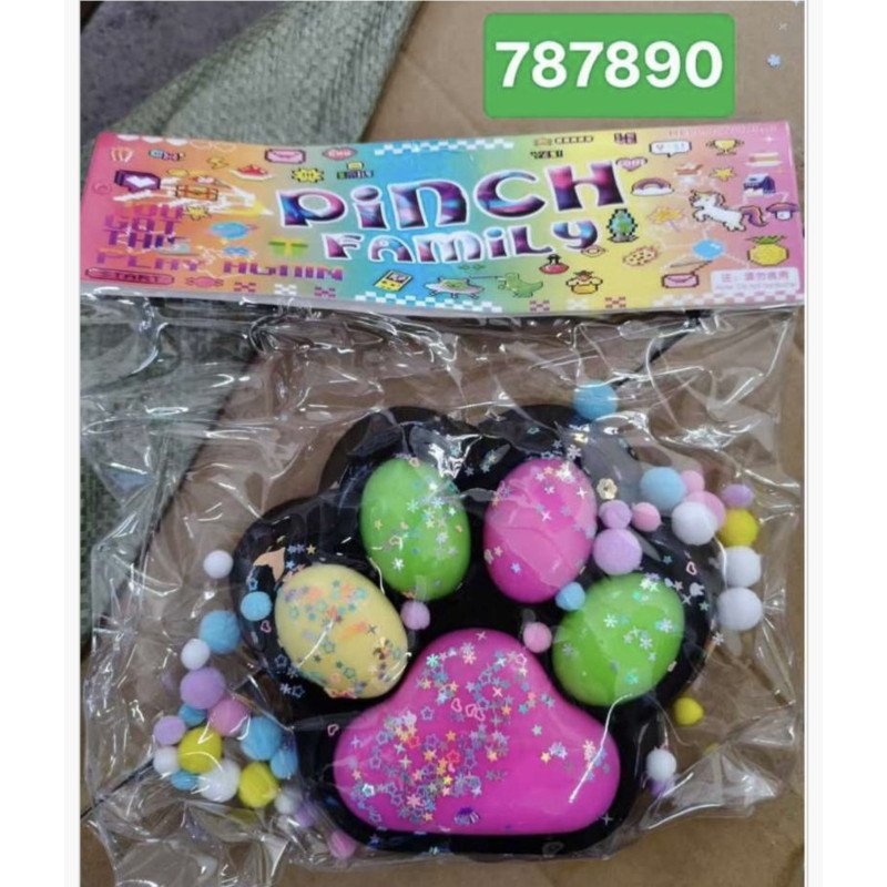 SQUISHY GNIOTEK KOCIA ŁAPKA DUŻA 600G SQUISHY GNIOTEK KOCIA ŁAPKA DUŻA 600G