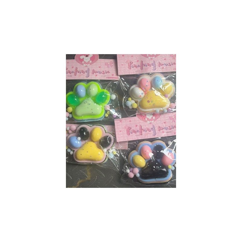 SQUISHY GNIOTEK KOCIA ŁAPKA SQUISHY GNIOTEK KOCIA ŁAPKA