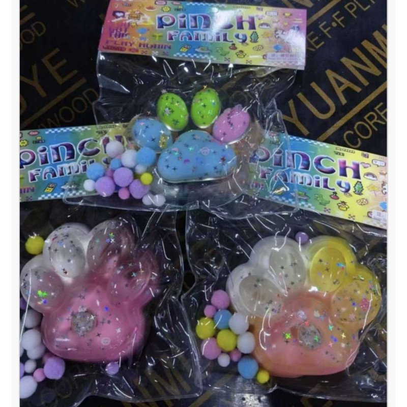 SQUISHY GNIOTKI KOCIA ŁAPKA SQUISHY GNIOTKI KOCIA ŁAPKA