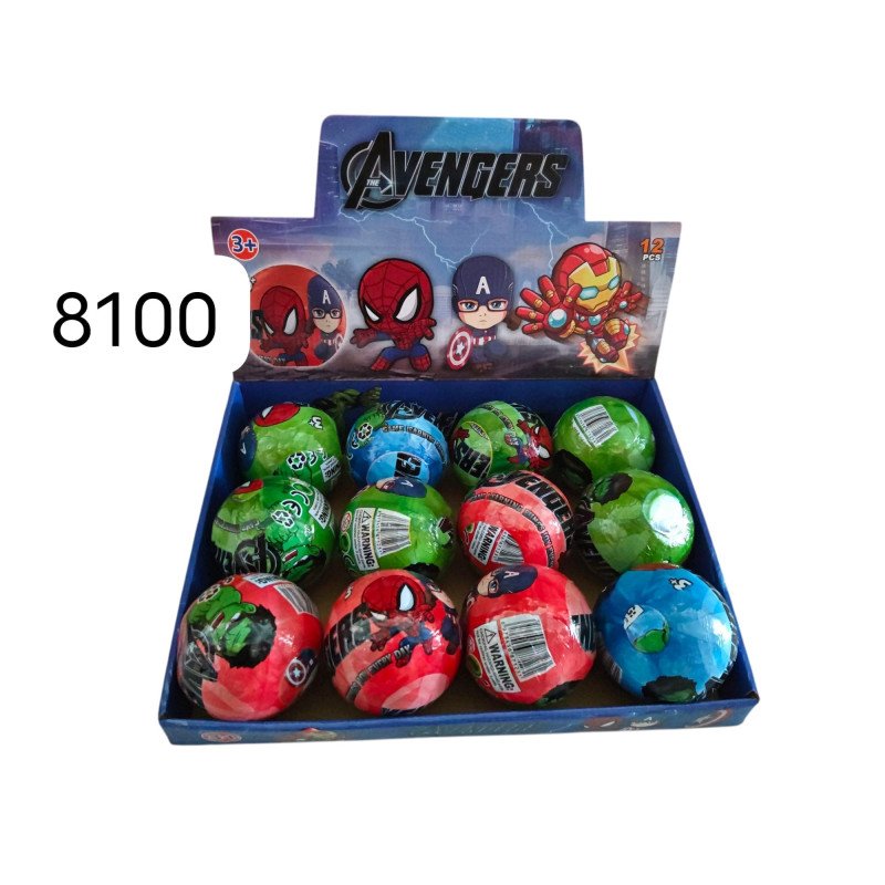 KULA Z FIGURKĄ AVENGERS