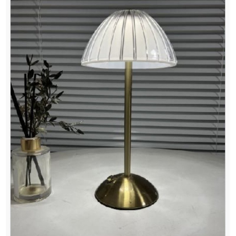 LAMPA STOJĄCA NA USB