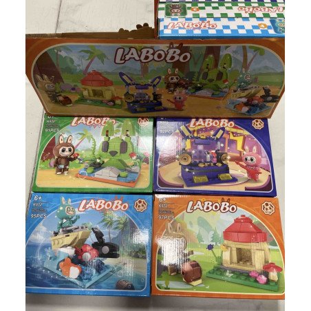 KLOCKI LABUBU