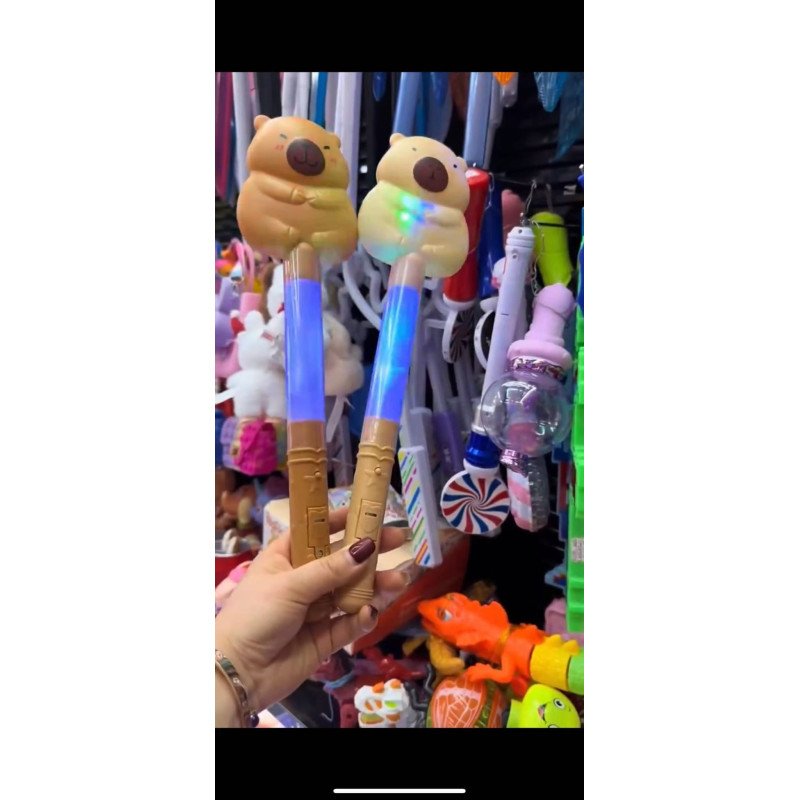 ZABAWKA ŚWIECĄCY LED KAPIBARA