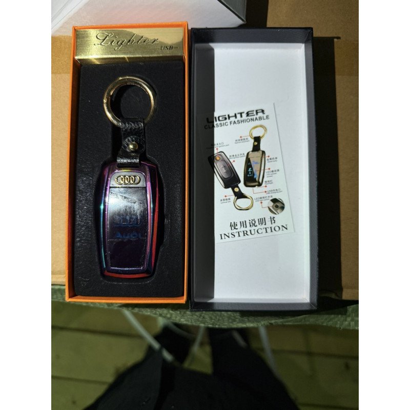 AUDI ZAPALNICZKA ŻAROWA ELEGANCKI BRELOK USB LED