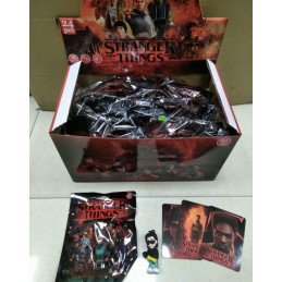LOSOWA SASZETKI FIGURKA + KARTA STRANGER THINGS