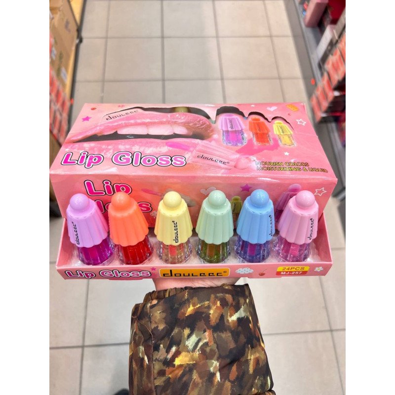 LIP GLOSS LIP GLOSS