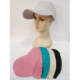 CZAPKA Z DASZKIEM