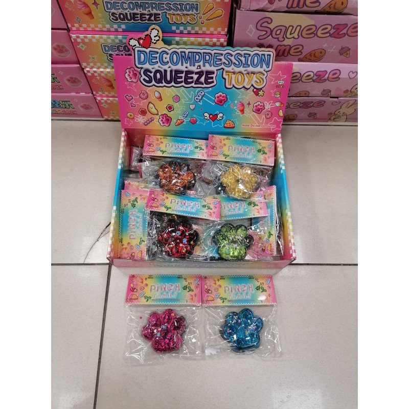 SQUISHY GNIOTEK ŁAPKI SQUISHY GNIOTEK ŁAPKI