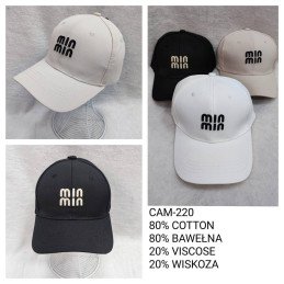 CZAPKA Z DASZKIEM