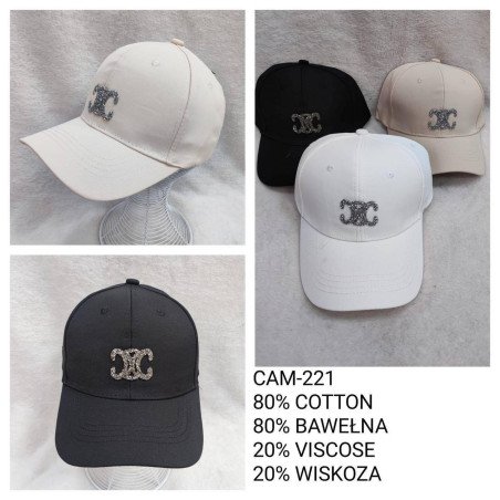 CZAPKA Z DASZKIEM